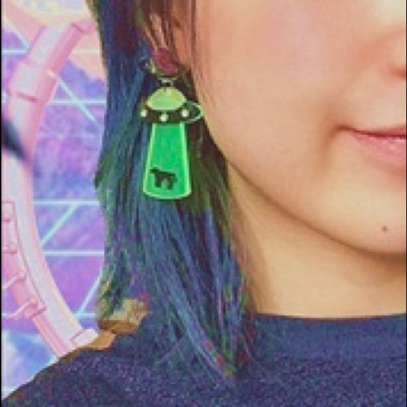 GIFTED-Trendy Neon UFO Statement Drop Earrings - Picture 2 of 3